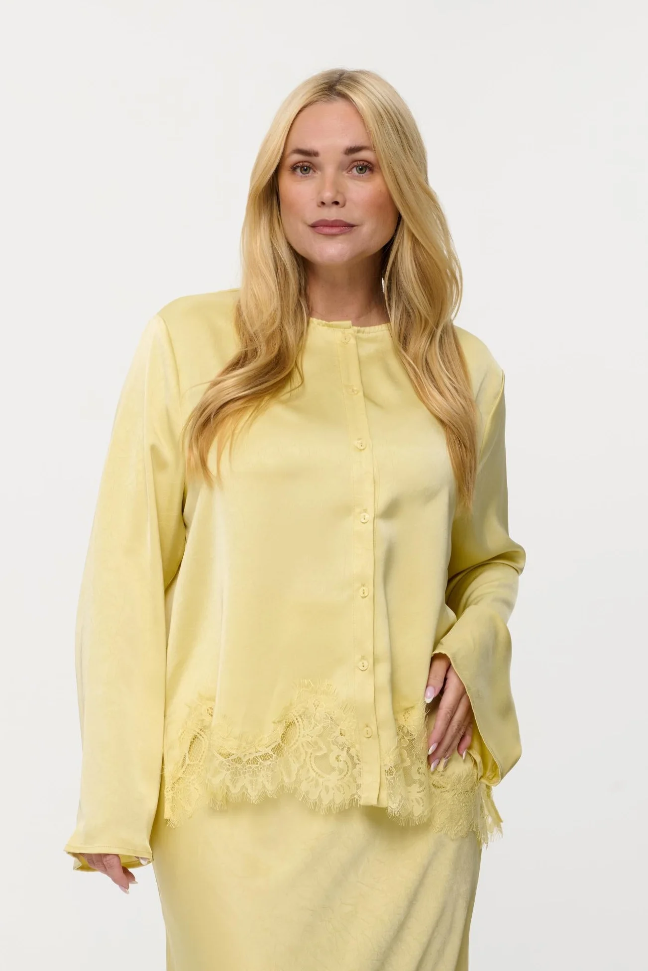 Amora Blouse - Image 3