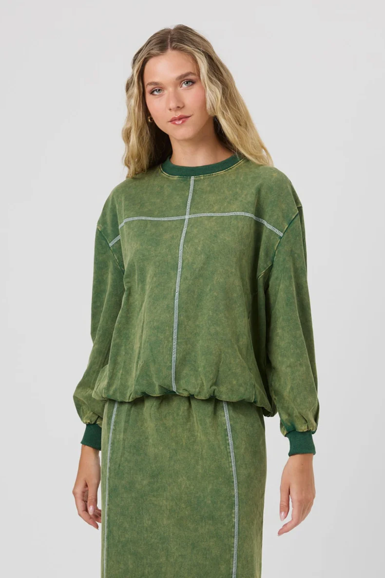 Ari Sweatshirt - Image 5