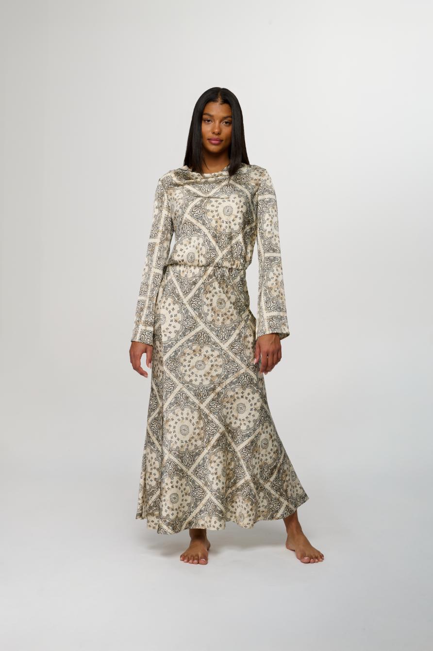 Emily Dress - Image 4