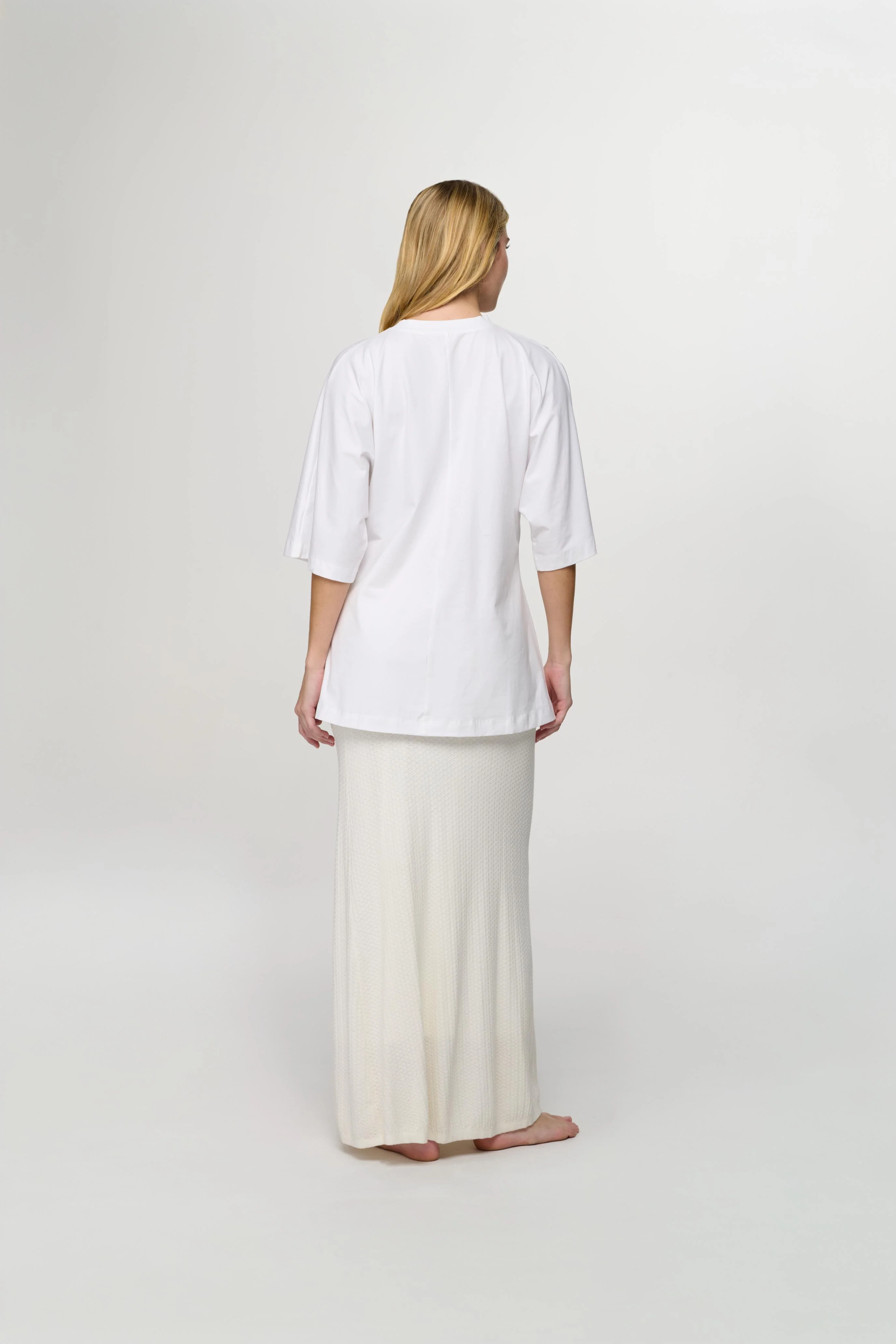 Nina Tee - Image 3